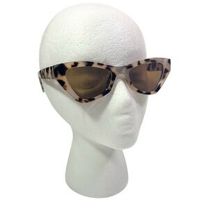 Tortoise Cat Eye Sunglasses w/Amber Lenses Retro Chic NWOT